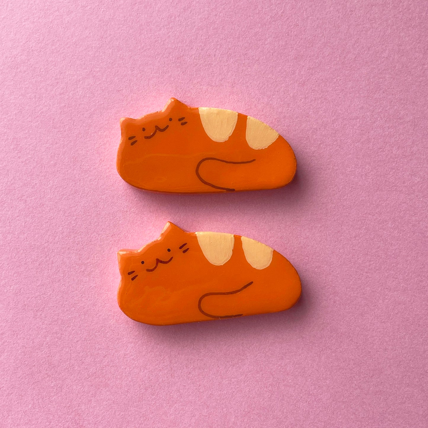 Loaf Cat Pin/Magnet